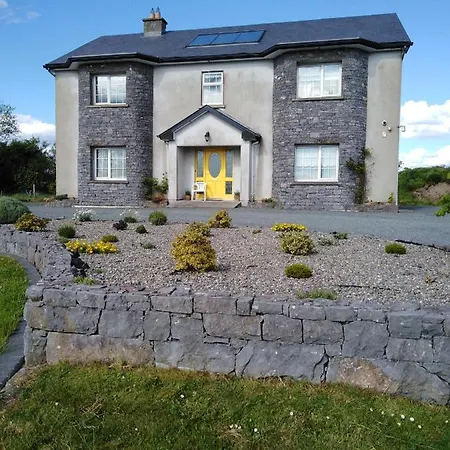 Golden Rose House Bed & Breakfast